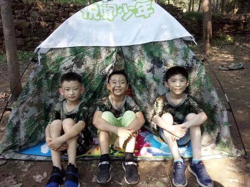 丛林探险 钻木取火 挑战原始人,童年 野 在山谷里