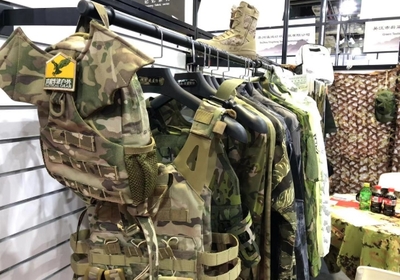 盛泽展团风采|展会第一天就接到试单!戎盛布业:专注打造迷彩现货超市!